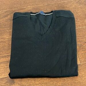 Gap Men’s Black Merino Wool V-Neck Sweater Size XL